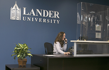 receptionist UCG