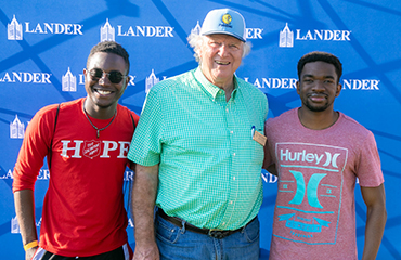 Randy Bouknight with students
